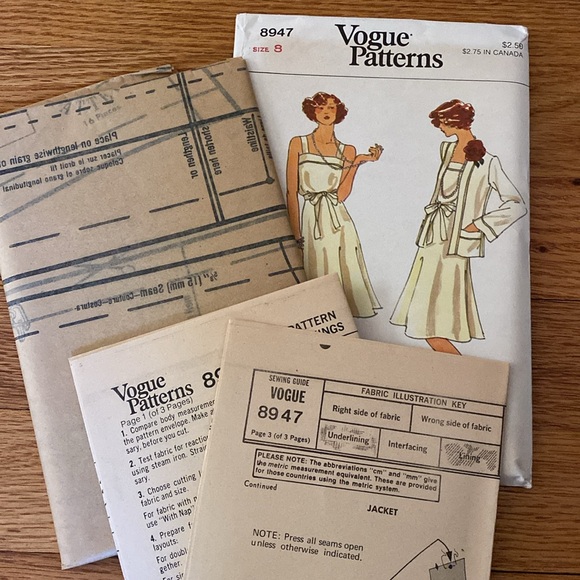 VTG 4 UNCUT Vogue Dress Patterns - Picture 10 of 13